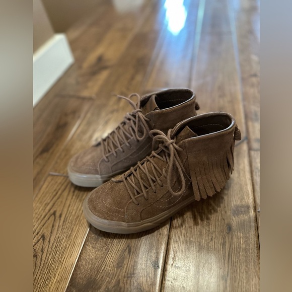 Vans Brown Suede SK8-Hi Moccasin Fringe Sneakers. Size 6.5. - Picture 4 of 11